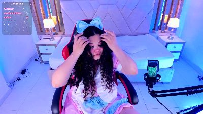 ShylySweet webcam model stream image