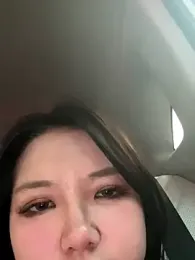 99EE-yy webcam model stream image