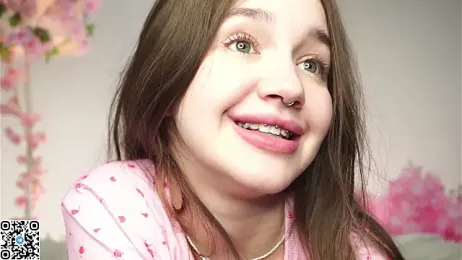 AmiLewis webcam model stream image