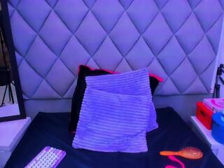 Venus Owen webcam model stream image