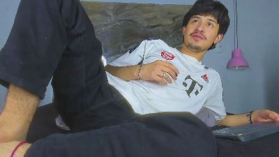 DimitriDeluxe webcam model stream image