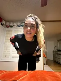 Chicagobabe webcam model stream image