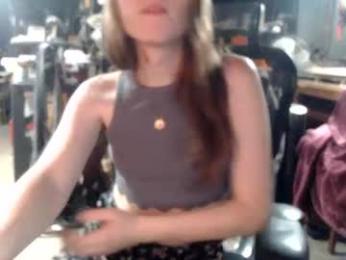 emeraldtgirl webcam model stream image