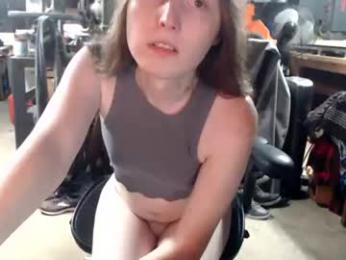 emeraldtgirl webcam model stream image