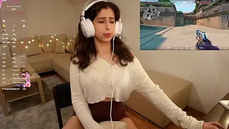 cosmosbaby webcam model stream image