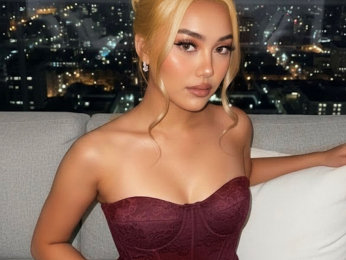 YoshiJenner webcam livejasmin model stream image