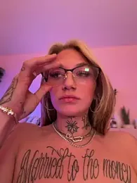 chloetease webcam model stream image