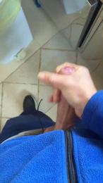 Wildm3 webcam model stream image