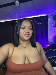 yanza2002 webcam stripchat model stream image