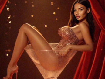 CaitlynEva webcam model stream image