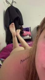 Gnesis_xxx2 webcam model stream image