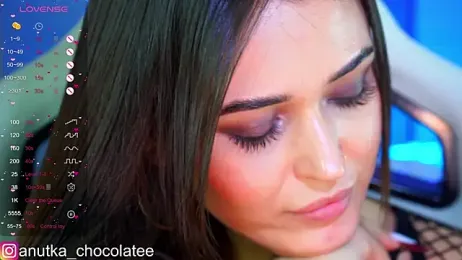 Adel_chocolate_ webcam model stream image