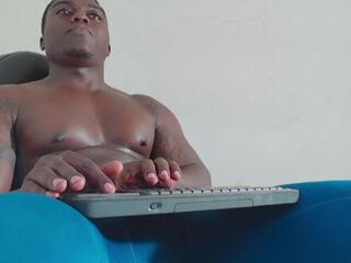 Brant Garcia webcam flirt4free model stream image