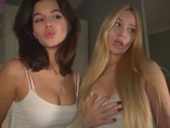 white_godness webcam model stream image