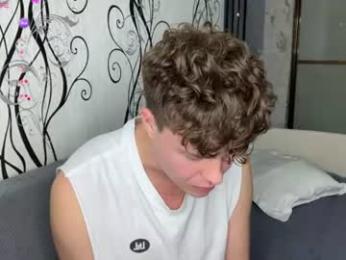 holy_eggs_00 webcam model stream image