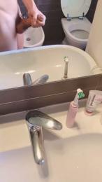 LRNJ webcam model stream image