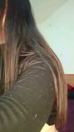 FoxySpanks webcam model stream image