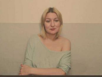 Bonniee webcam model stream image