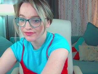 nandismile webcam model stream image