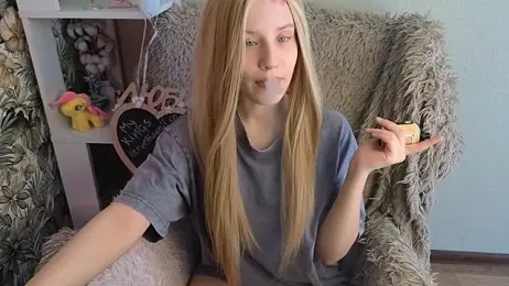 sarakaell webcam model stream image