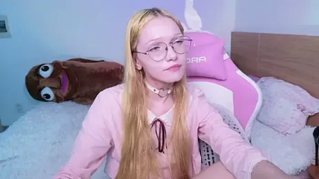 blush webcam model stream image