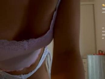 tiny__alice webcam model stream image