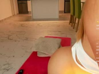 tiny__alice webcam model stream image