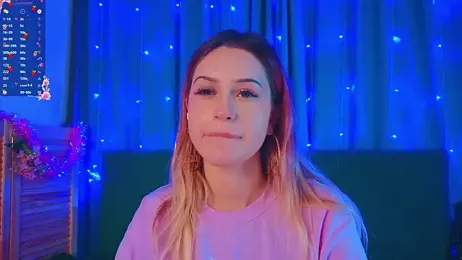 AlinaWalters webcam model stream image