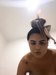 sexy-latin10 webcam model stream image