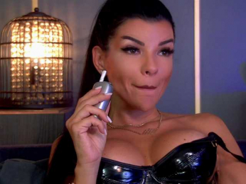 EleniaDevons webcam model stream image