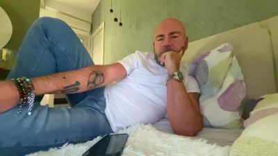 __Maximiliano__ webcam cam4 model stream image