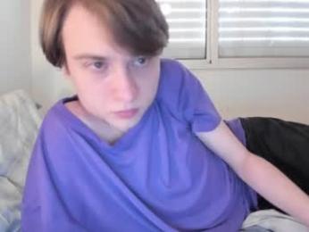 leraimcute webcam model stream image