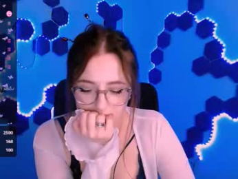 luna_berryy webcam model stream image