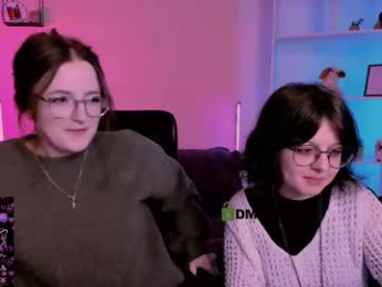 luna_berryy webcam model stream image