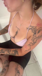 Luciebeau webcam model stream image