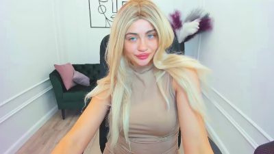 LeslieMineg webcam model stream image