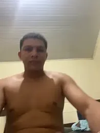guingk13 webcam model stream image
