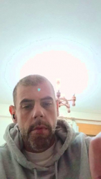 Zuca_gostoso webcam model stream image