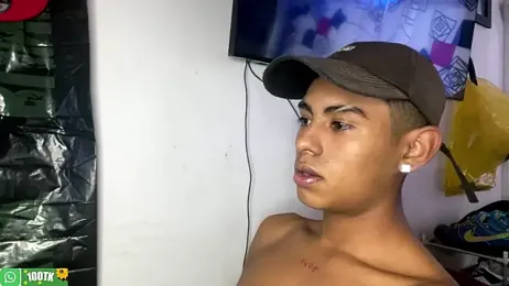 _Billowy_ webcam model stream image