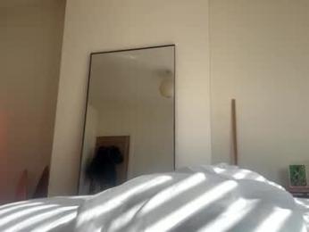 justbecauseiloveit webcam chaturbate model stream image