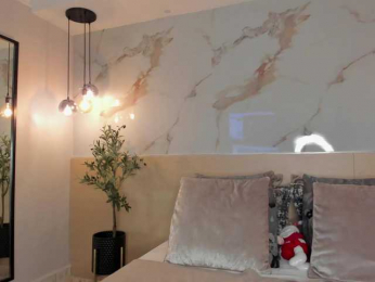 leathompson1 webcam bongacams model stream image