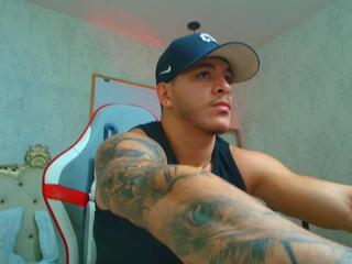 Alan Thompson webcam model stream image