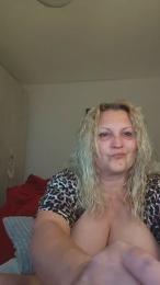 medeeahot webcam model stream image