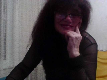 Sylvia-5 webcam model stream image