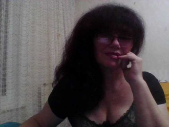 Sylvia-5 webcam model stream image