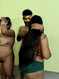 Horney_couple_4 webcam model stream image