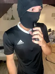 Singred webcam model stream image