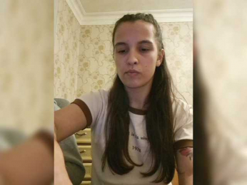 Love_Crew webcam model stream image