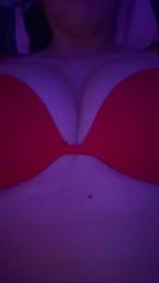 sweet8 webcam model stream image