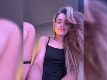 Enchantix webcam model stream image